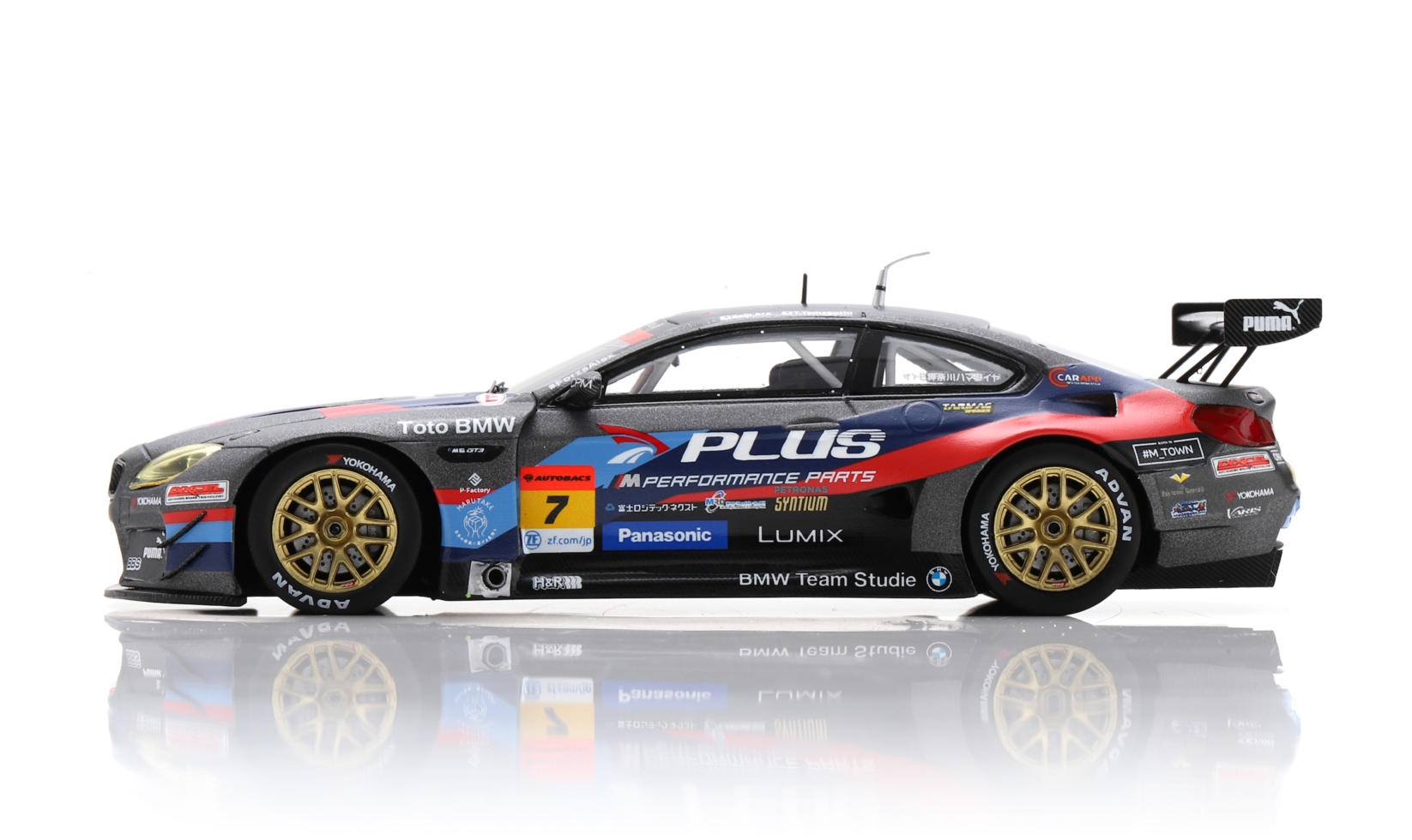 専用　 TeamStudie M6 GT3 2020 SUPER GT Deux BMW M6 GT3 de BMW Team Studie au catalogue de Spark